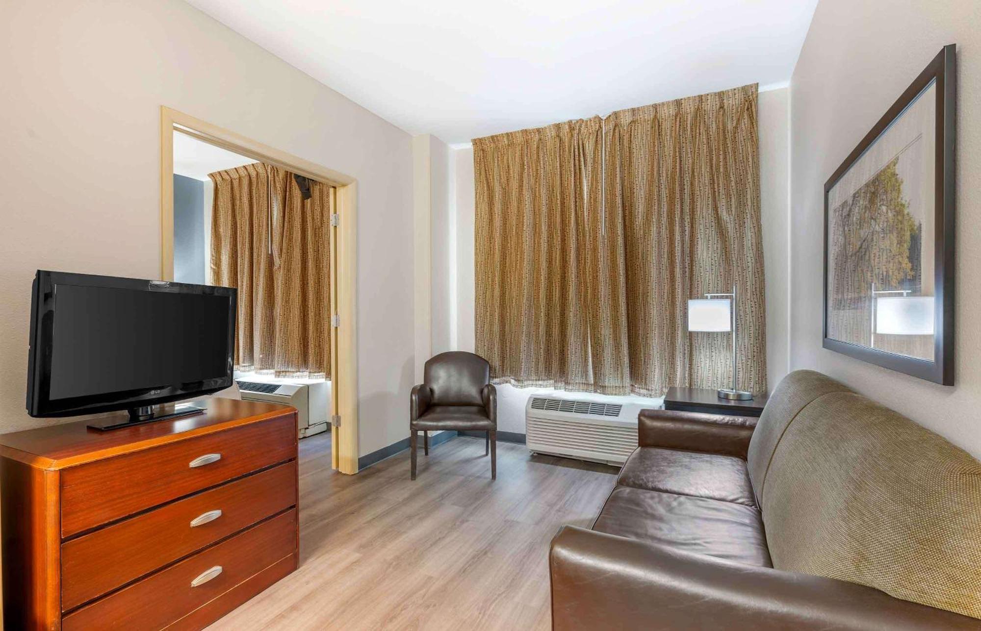 Extended Stay America Suites - Indianapolis - Airport - W Southern Ave Extérieur photo